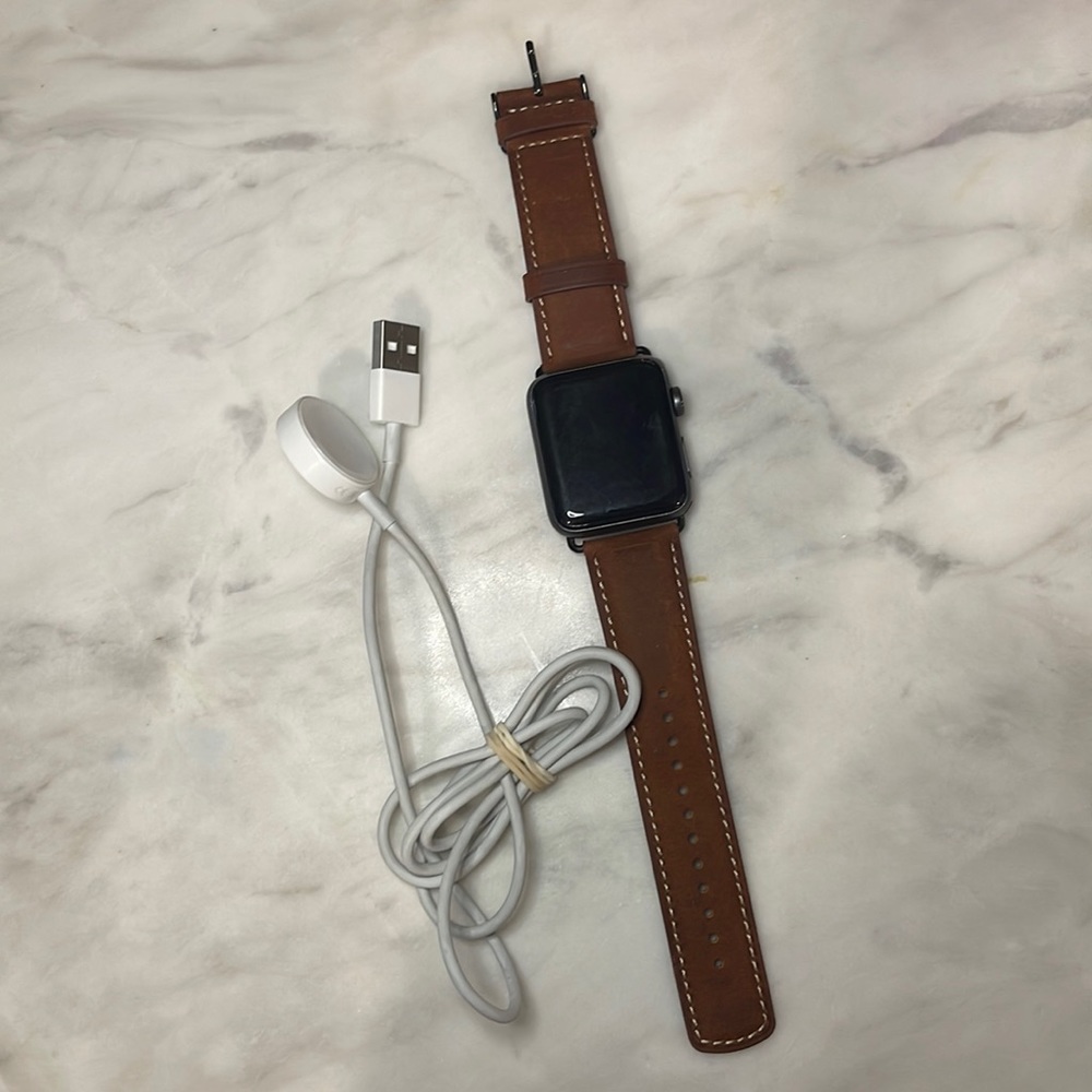 Apple Watch Series 3 (Nike edition aluminum case)